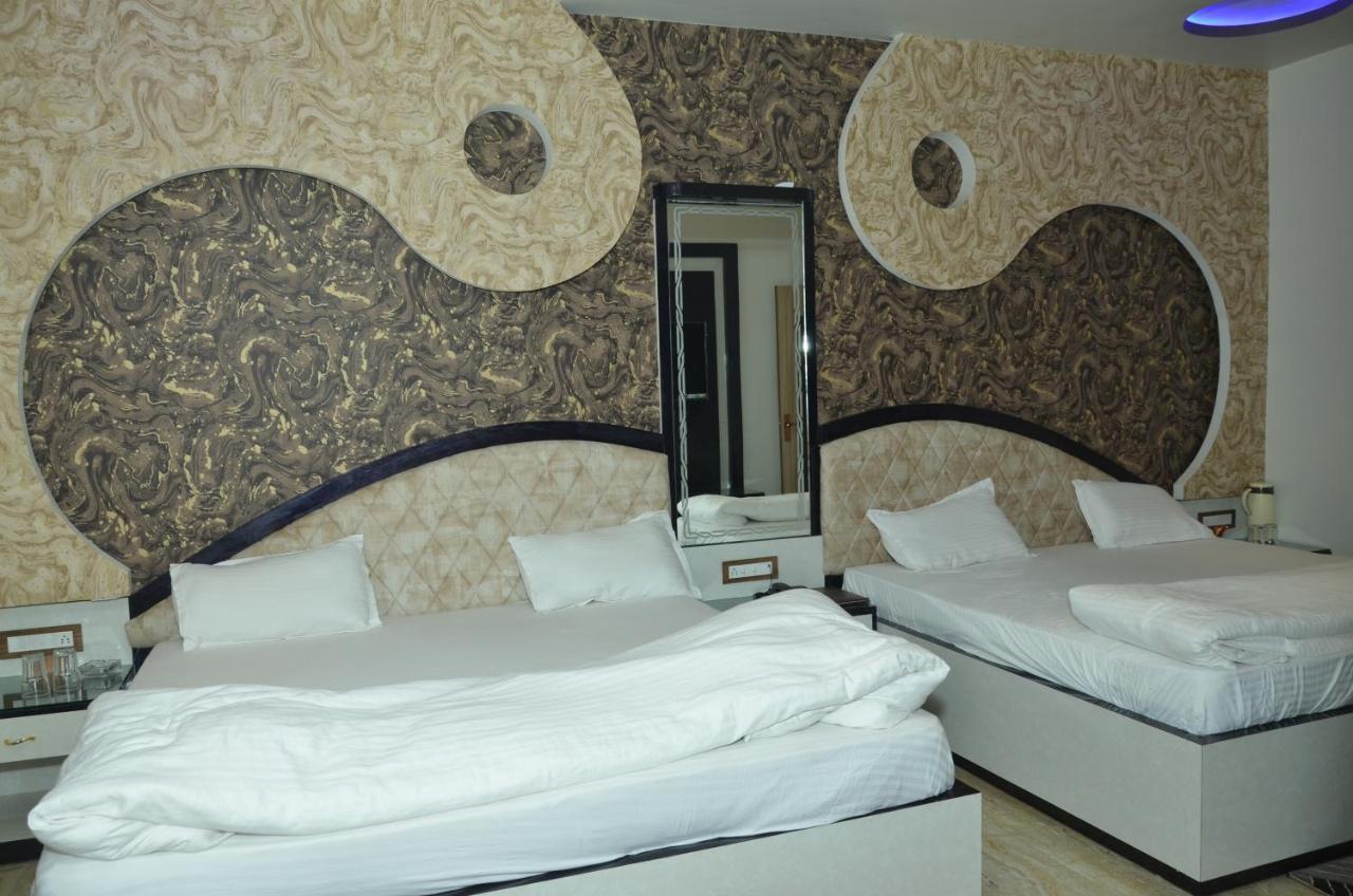 Hotel Paradise Inn Auraiya Exterior photo